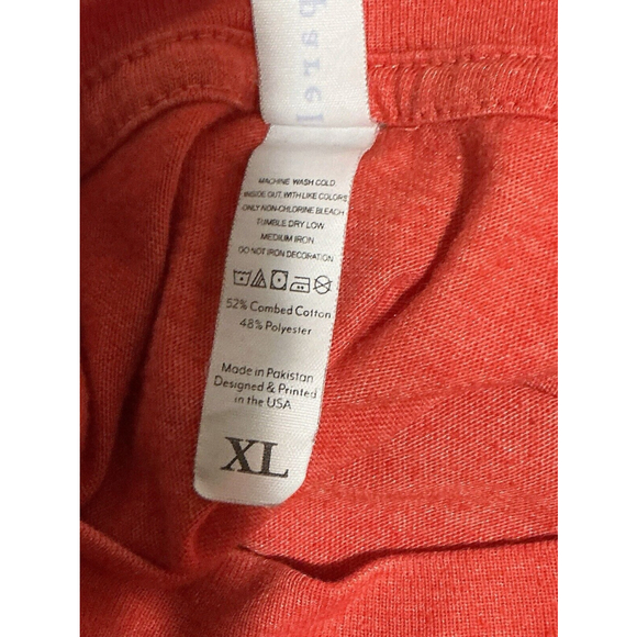 Woman’s XL Red Lif Apparel Short Sleeve T Shirt Says One Nation Under God - Picture 5 of 6